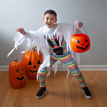 The Cutest Diy Kids Ghost Costume 