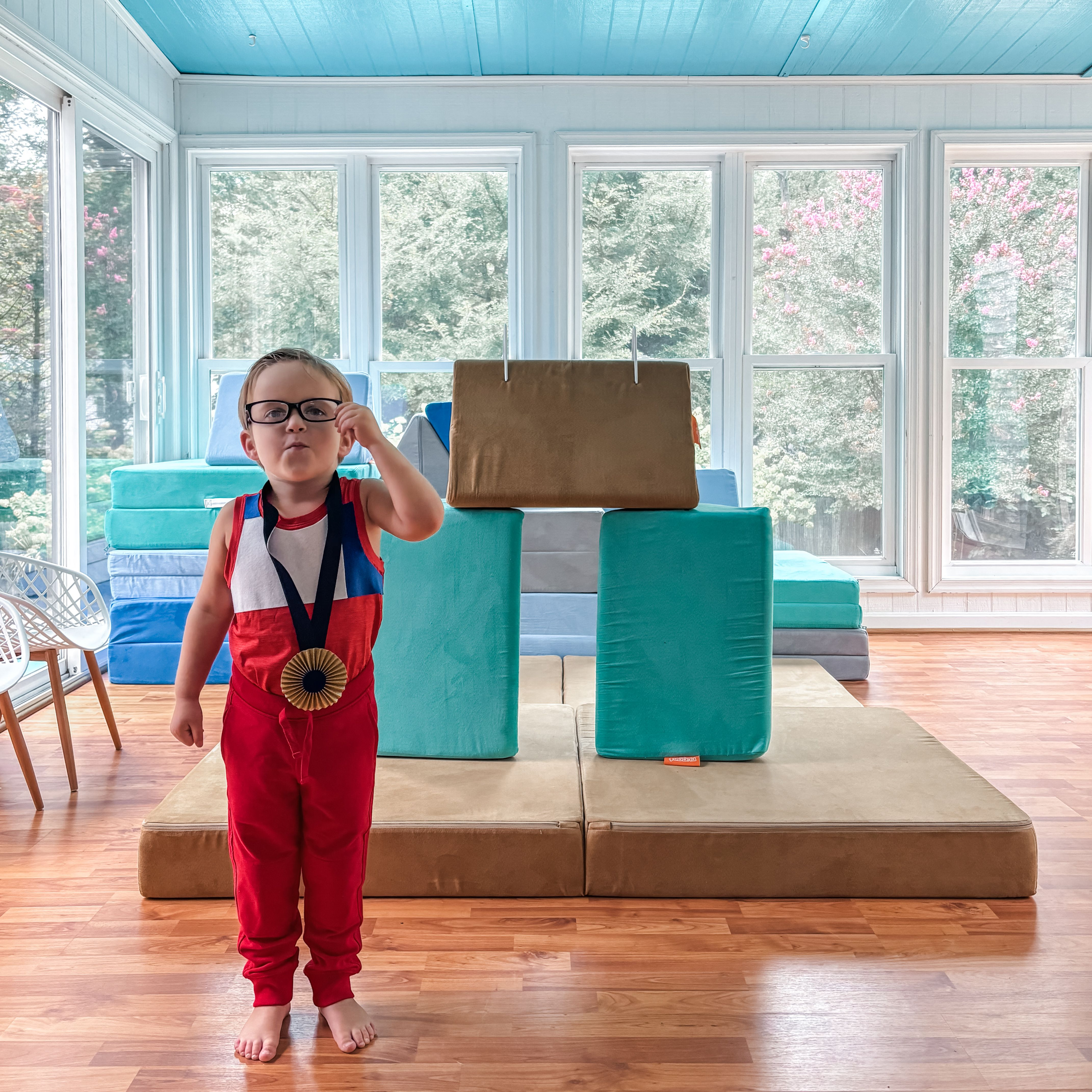 pommel horse guy kids costume